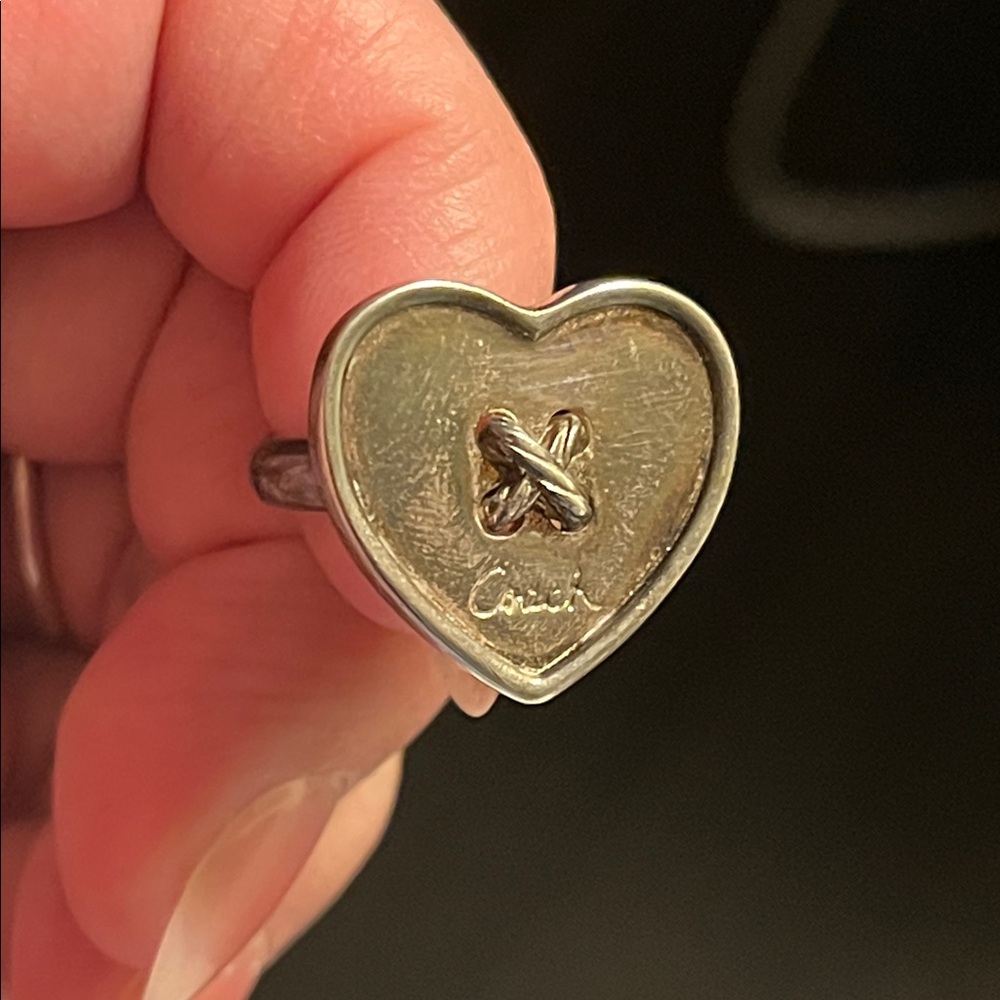 🦂TRADED🦂Vintage COACH Sterling Heart “Button” Ring - Picture 2 of 13